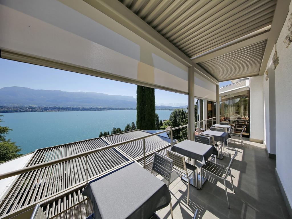 Hotel Ombremont Jean-Pierre Jacob 勒伯吉特杜拉克 外观 照片